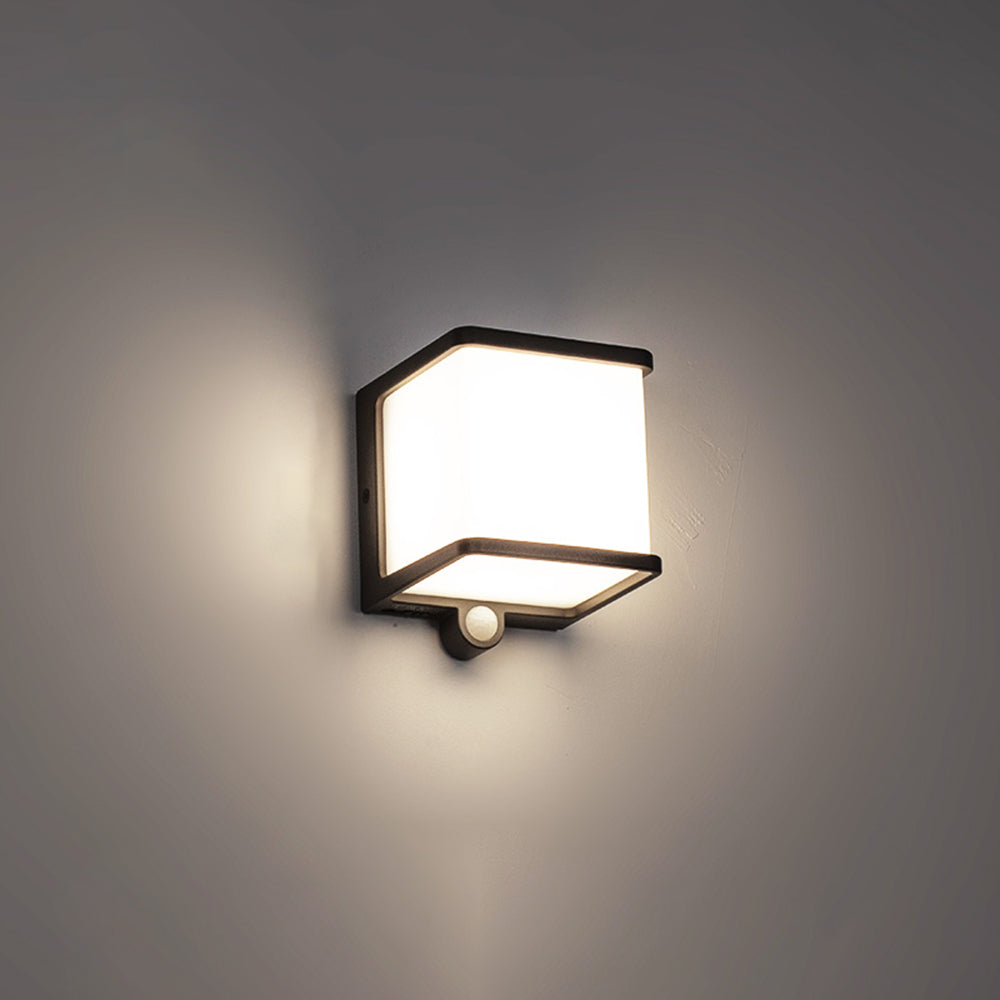 Modern Minimalist Rectangular Acrylic Sensor Solar IP65 Waterproof Outdoor Wall Light