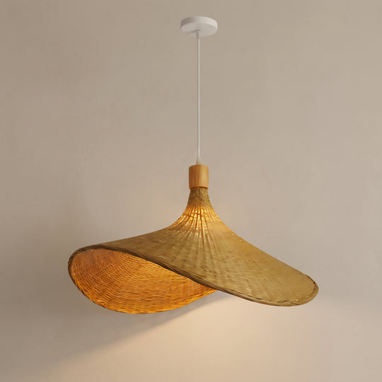 Raphia boho rattan pendant light, hat-shaped woven shade with white canopy, studio shot on a neutral backdrop
